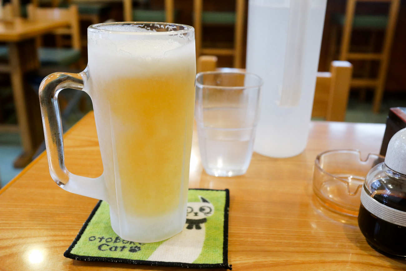 どどんの生ビールはどんぶり注文で300円