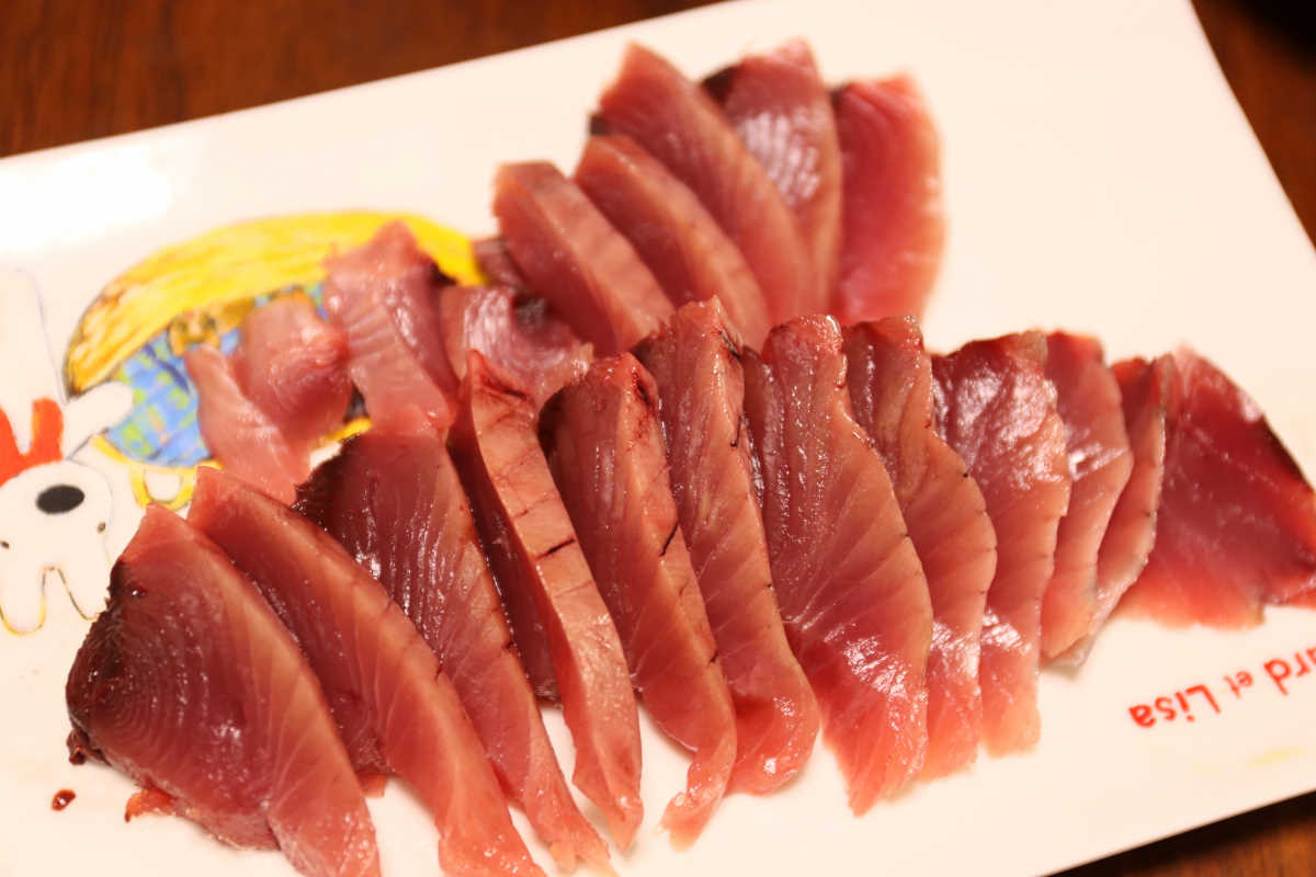 鮮魚店『長谷川商店』カツオのお刺身が安くて美味い！