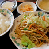 中華料理『皇庭餃子房』の豚肉五目野菜炒め定食