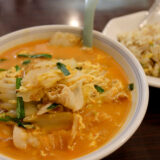 中華料理『家宴』の豚キムチ麺と半チャーハン