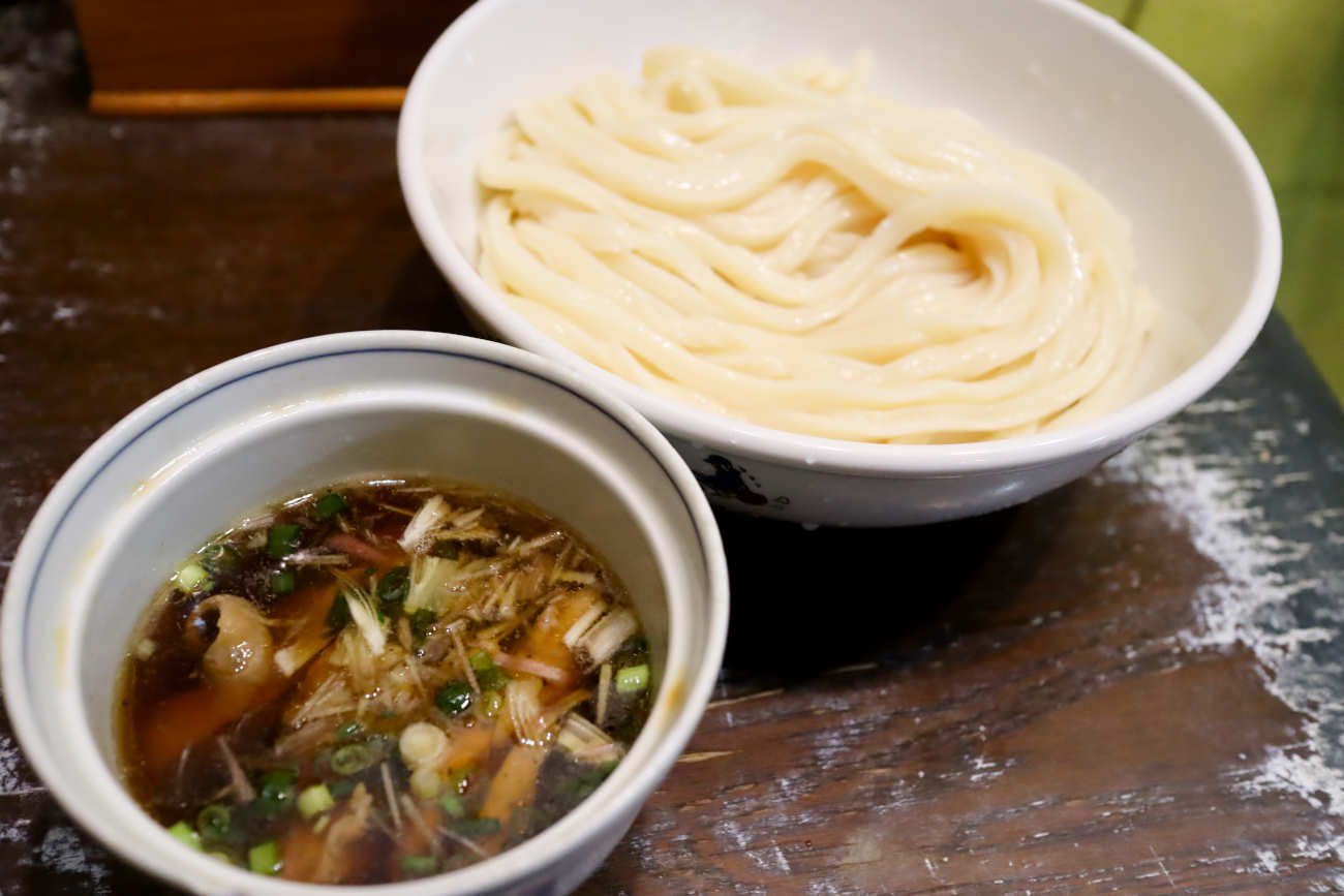 【創作うどん ジャズケイリン】限定５食！地鶏のつけ麺