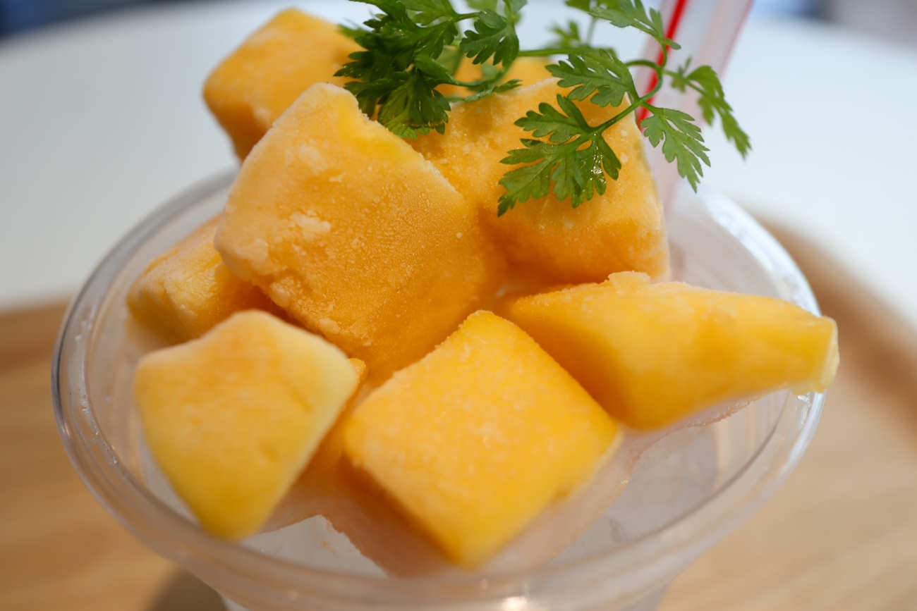 【WisChef】ビネガードリンク・マンゴー＆リンゴ酢の炭酸割り