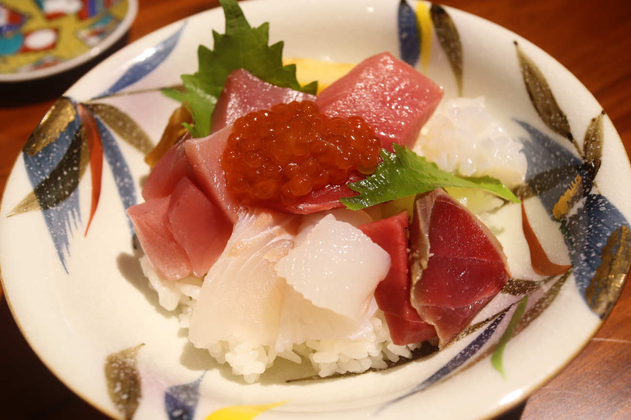 和食八の海鮮丼
