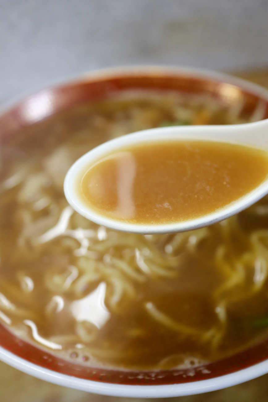 下高井戸 中華そば 栄龍の味噌ラーメンのスープ