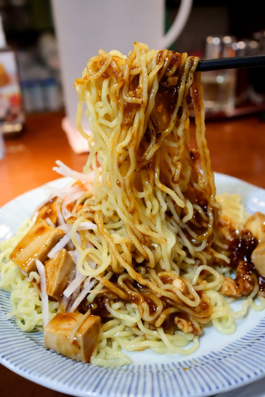 明大前 中華料理 香港亭の麻婆麺 麺リフト