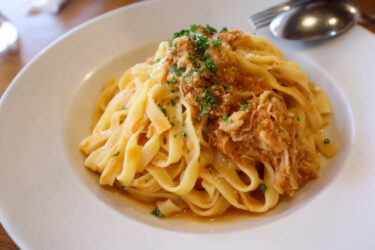 【ピッツェリア トニーノ】ランチが変わって鶏と野菜のラグーソース生パスタが美味！