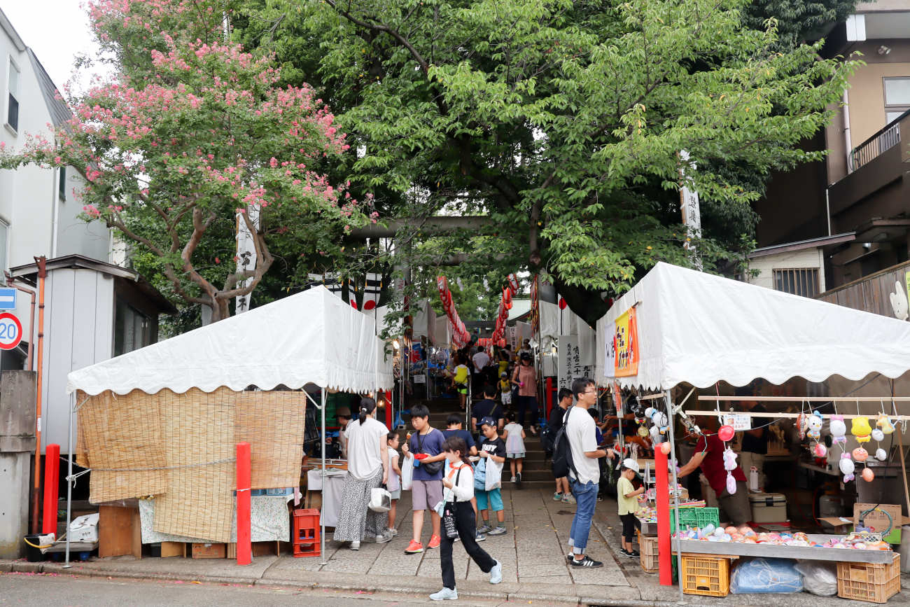 赤堤六所神社 例大祭2024の六所神社入口