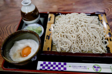 【松月庵】暑い日にぴったり！大和芋と卵の濃厚とろろそば
