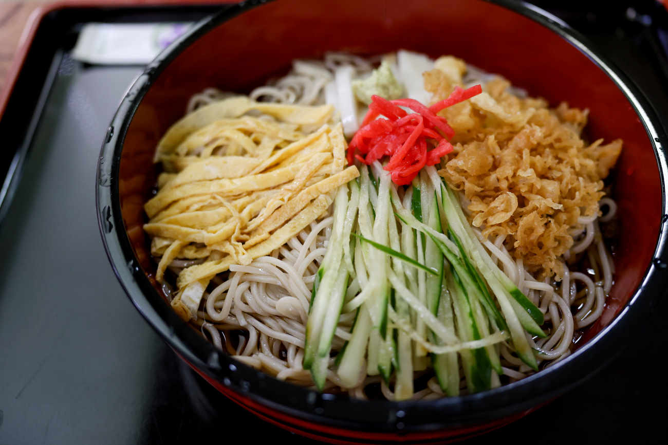 下高井戸 蕎麦 松月庵の冷やしたぬきそば 800円