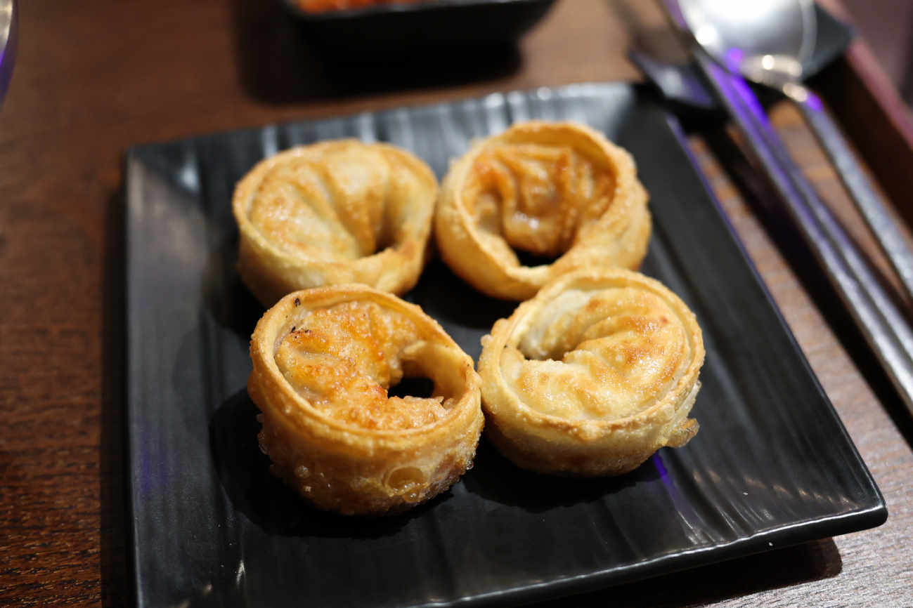下高井戸 韓国料理屋ハニャンのマンドゥ