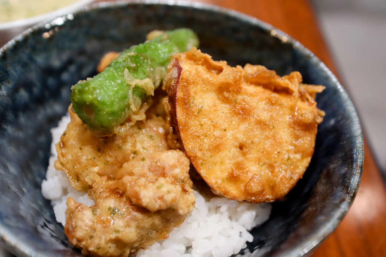 下高井戸 ガレージゼロニーロクの特製ミニ天丼