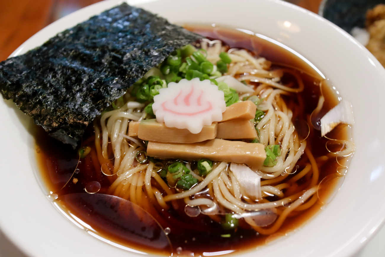 下高井戸 ガレージゼロニーロクの冷やしかけ中華そば（醤油）