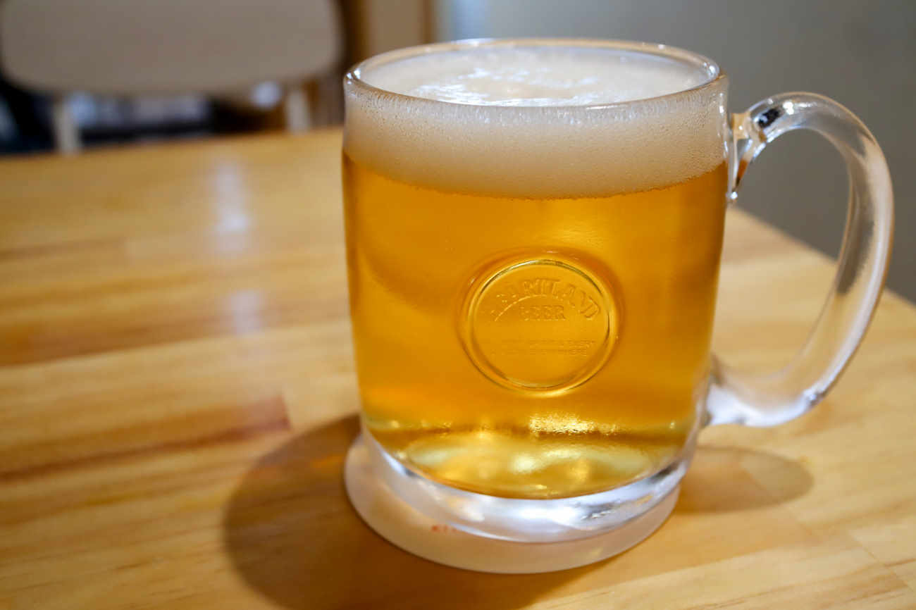下高井戸 キッチン バロンのビール(サッポロ黒ラベル) 350ml 500円