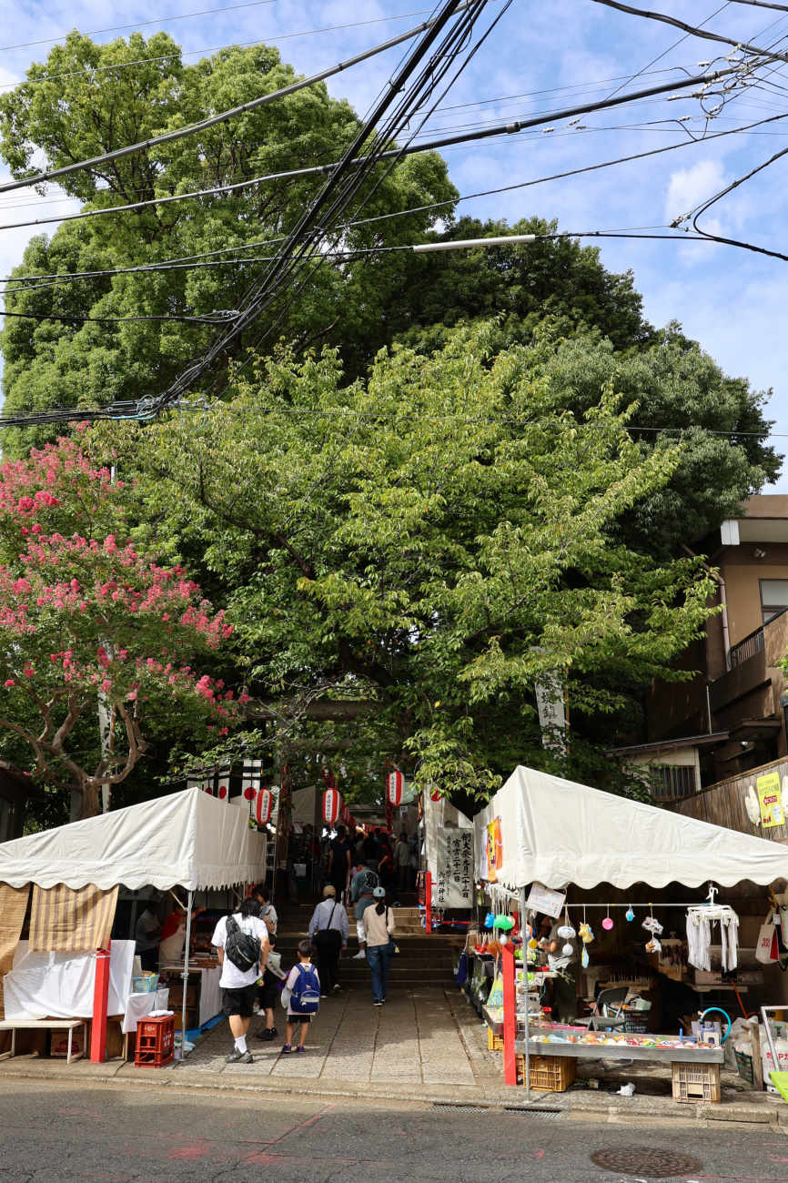 六所神社例大祭2025の神社入口