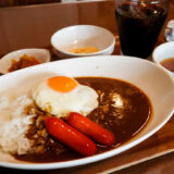 【カフェ＆キッチン ちゃぶ台】半熟たまごがとろける！古民家カフェの絶品カレーランチ