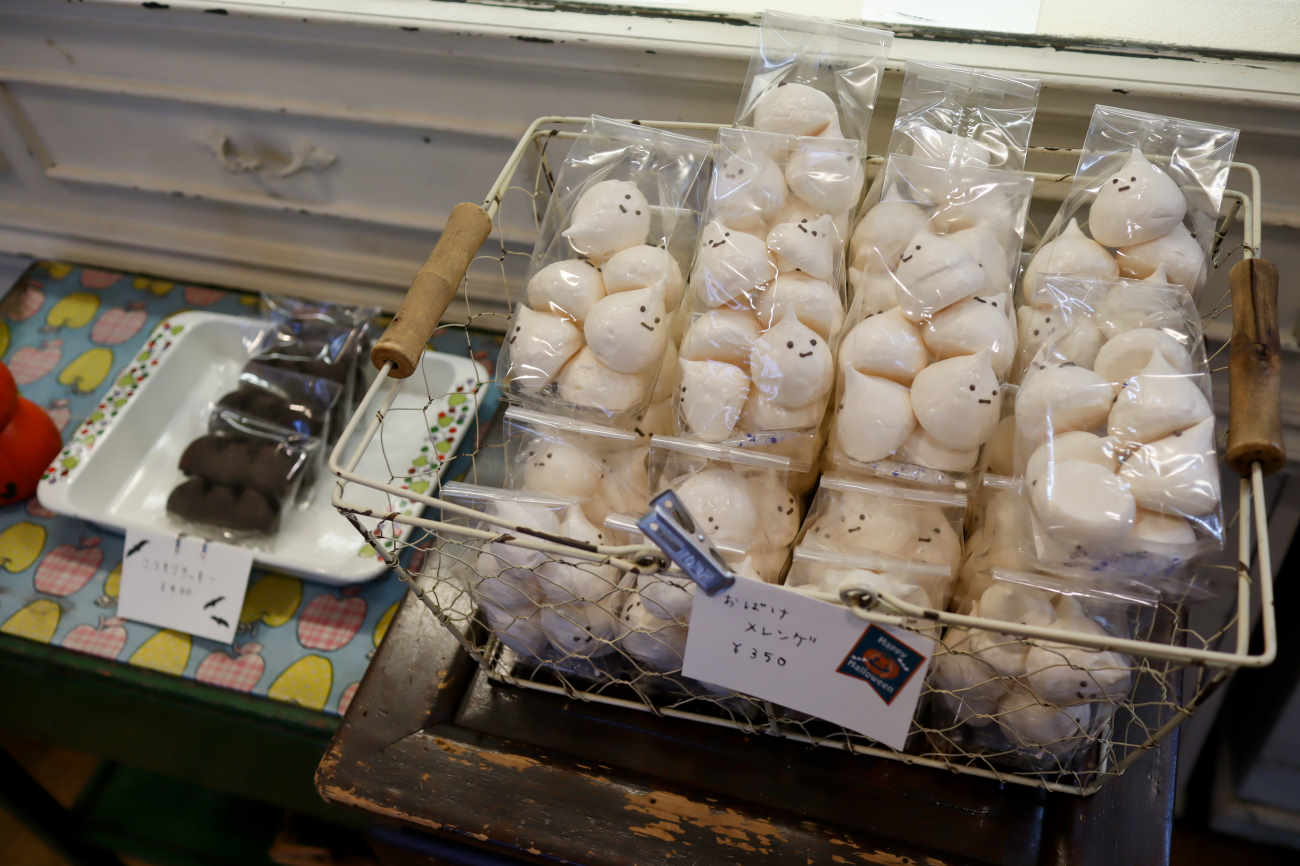 下高井戸 洋菓子店 カイコプリヴェのお化けのメレンゲ