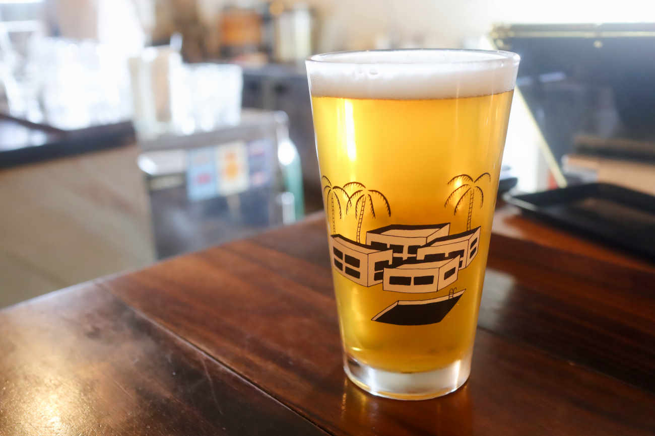 下高井戸 ハトスアウトサイドのGigantic Infinite Glow 1,800円