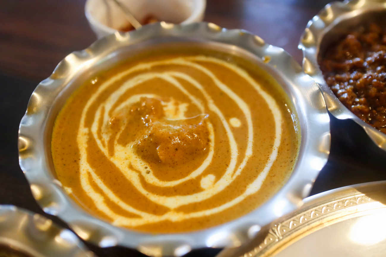 下高井戸 ハトスアウトサイドのチキンカレー