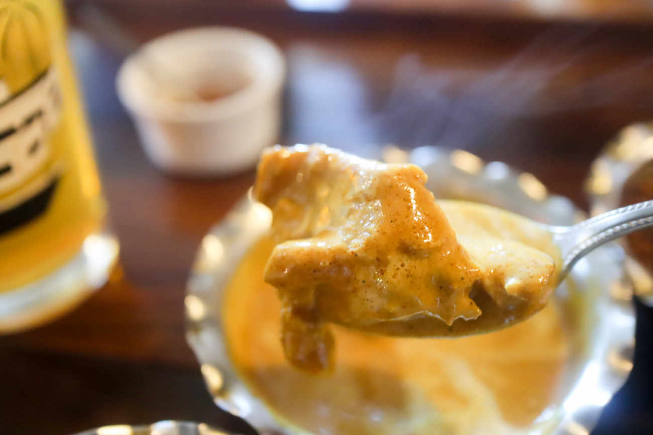 下高井戸 ハトスアウトサイドのチキンカレー リフト