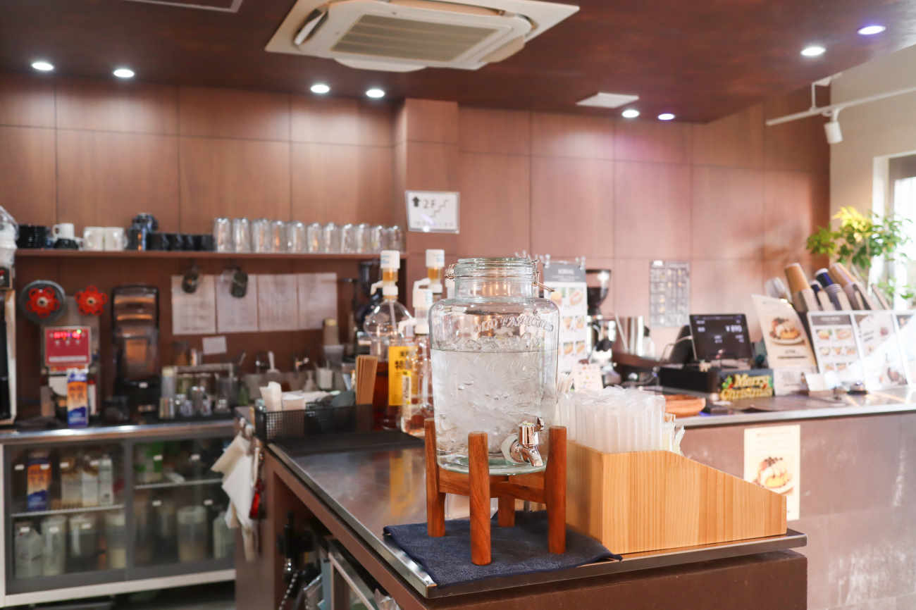 MR. HIPPO COFFEE 下高井戸駅前店のカウンター