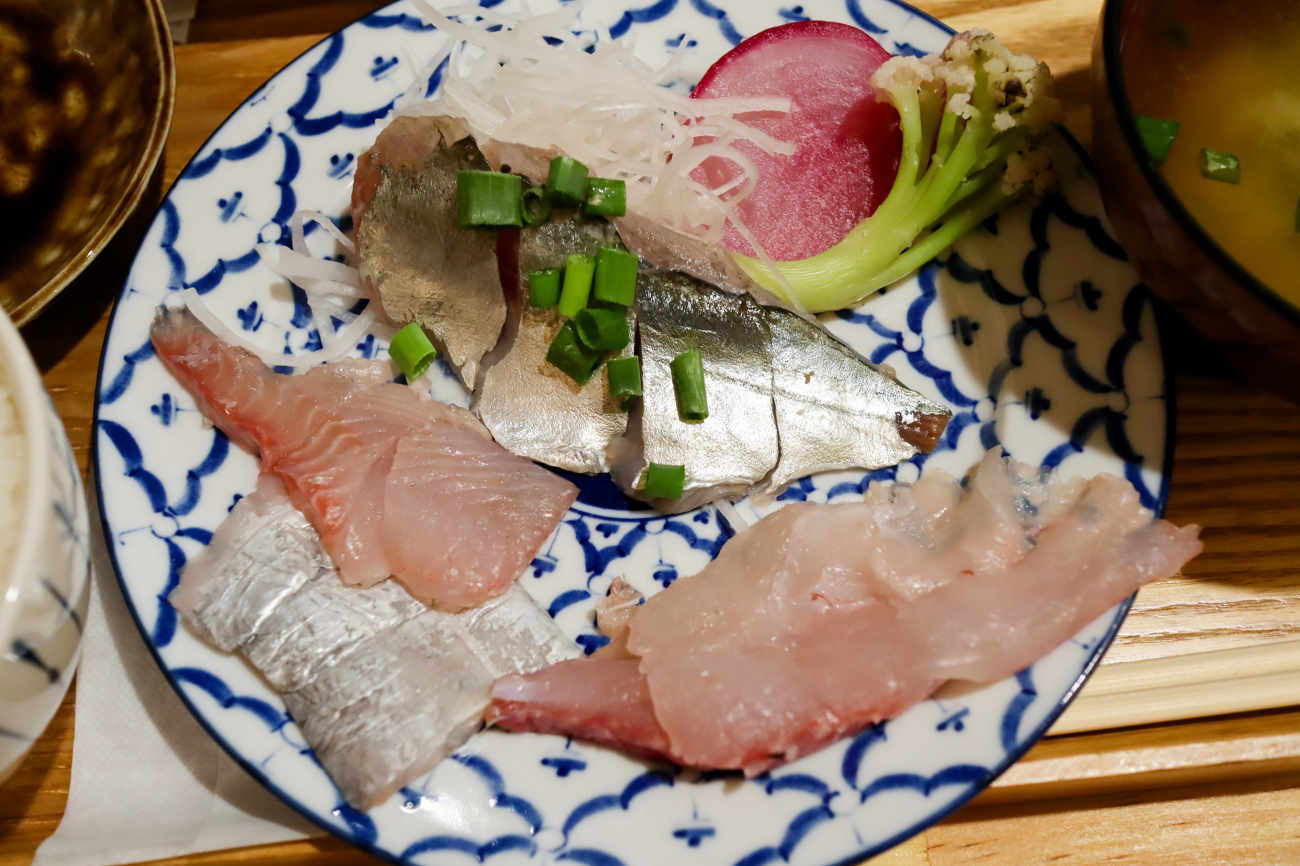 下高井戸 キッチン バロンの刺身盛り合わせ