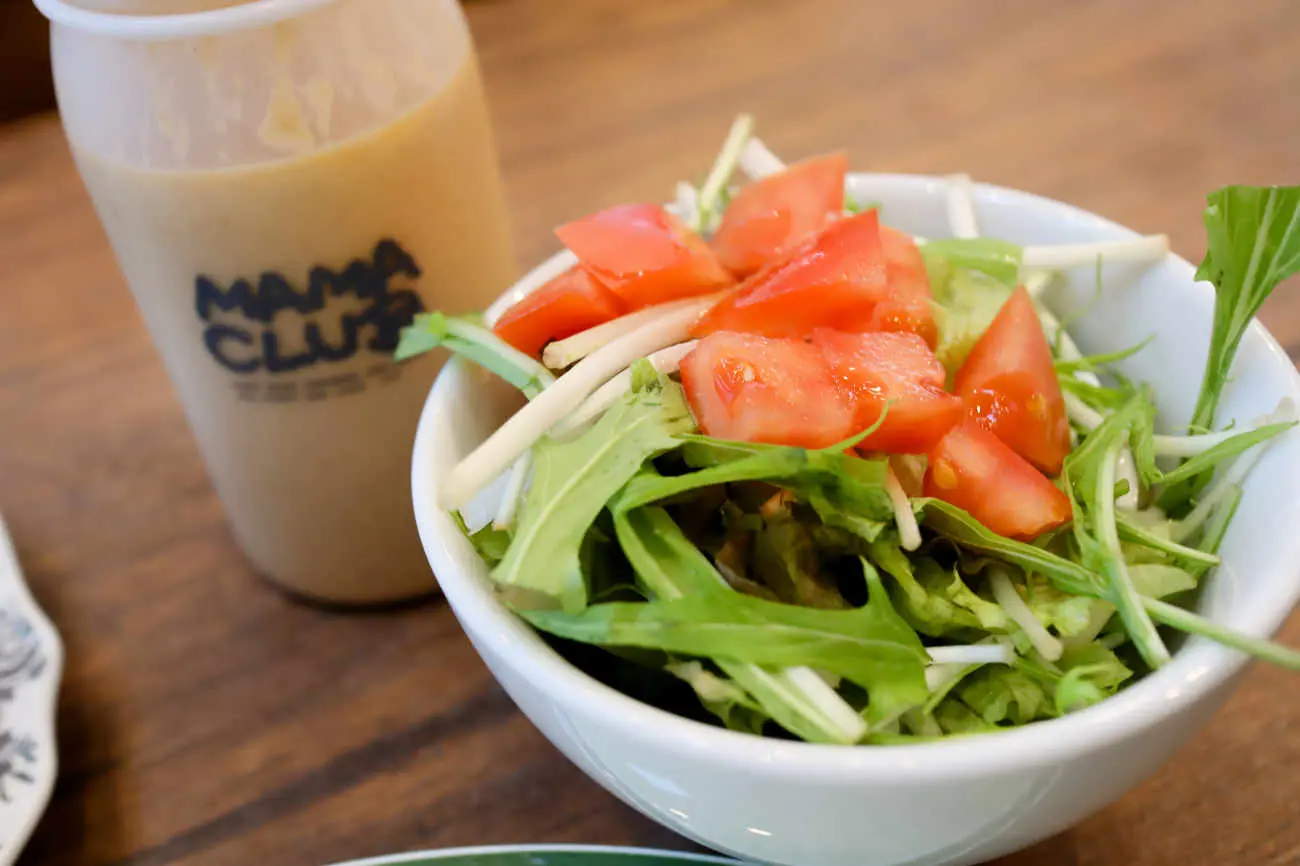 下高井戸 パーラーシシドのセットのサラダ