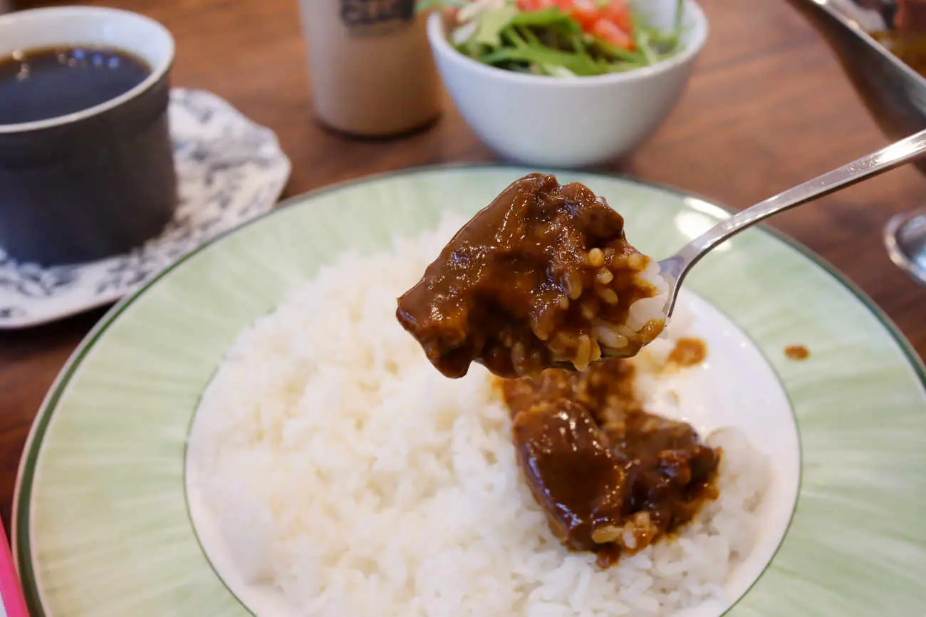 下高井戸 パーラーシシドのカレーリフト