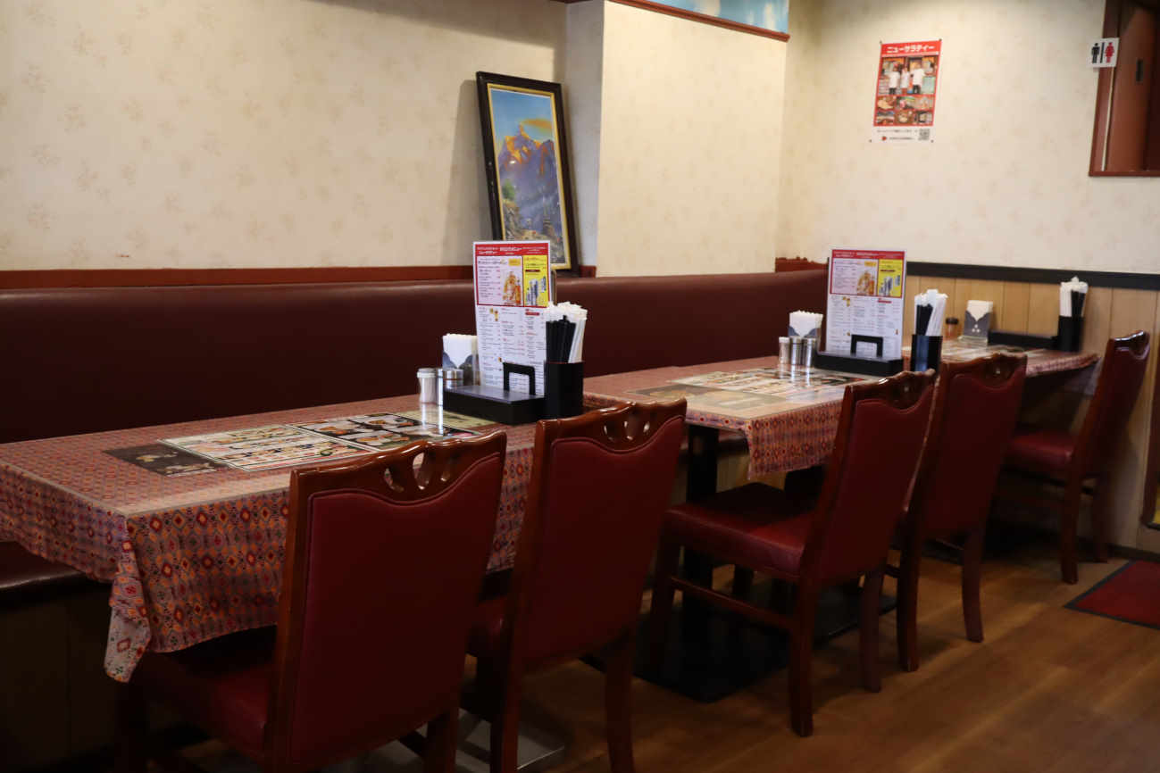 松原 ニューサラティーの内観