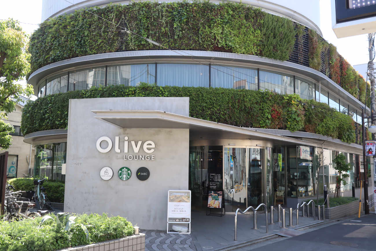スターバックスコーヒー Olive LOUNGE 下高井戸店の外観