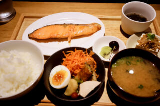 【居酒屋おふろ】和食の絶品定食ランチが月金300円引きで楽しめる！