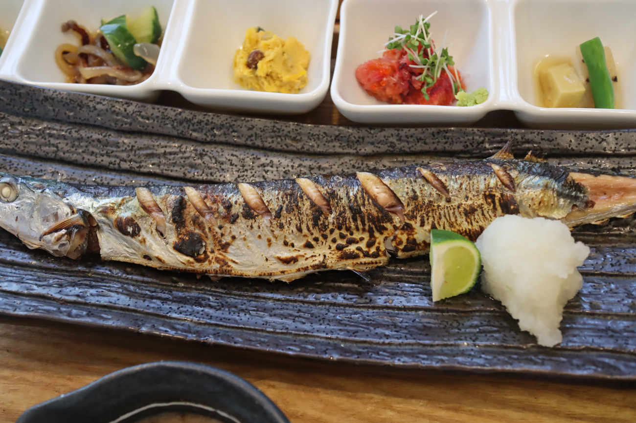 膳style眞太の秋刀魚の塩焼き