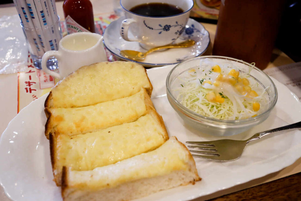 カフェ コロラド 下高井戸店のチーズトースト 670円